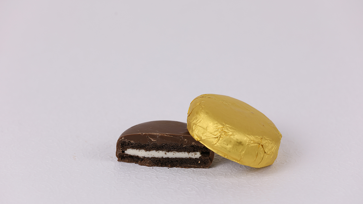 gold chocolate oreo