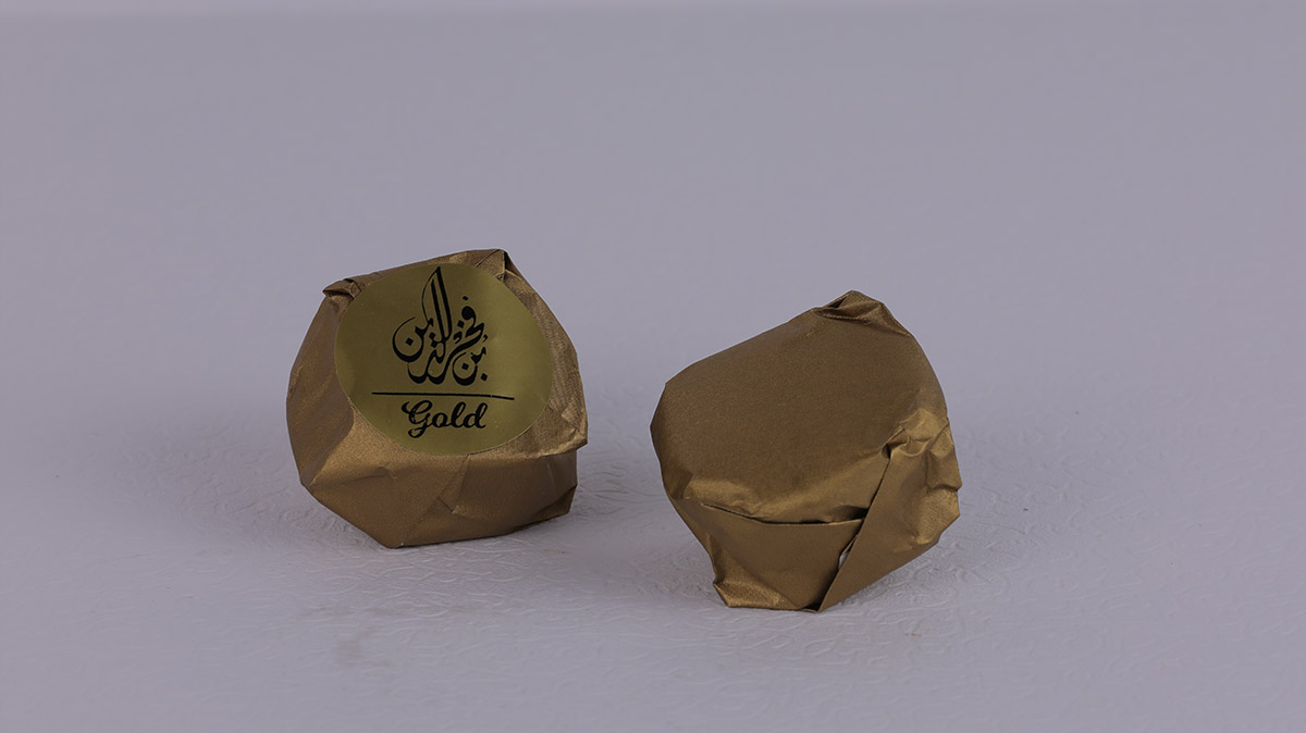 gold chocolate tiramisu